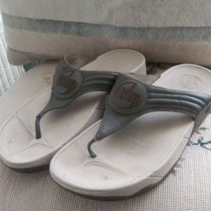 Fit Flops Size 11 Olive Gree Sport sandals